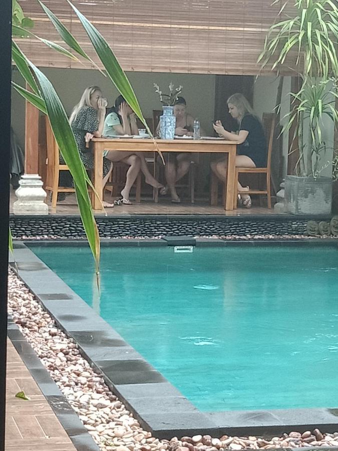 D'Puja Home Stay And Spa Nusa Dua  Exterior foto