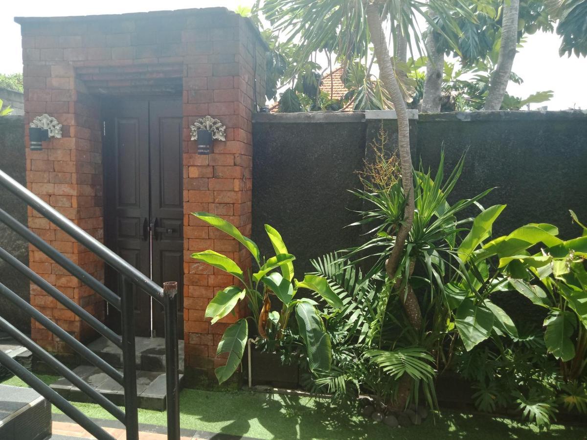D'Puja Home Stay And Spa Nusa Dua  Exterior foto